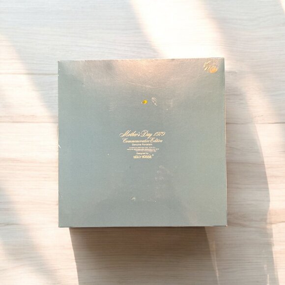 VINTAGE Holly Hobbie Mothers Day 1979 Commemorative Edition Decorative Plate - Picture 2 of 4